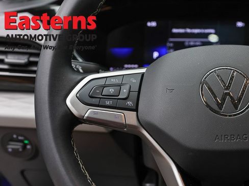 Used 2024 Volkswagen Taos S FWD image 14