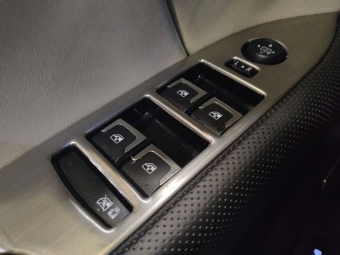 Used 2014 Cadillac XTS Platinum image 27