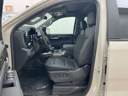 New 2026 Chevrolet Silverado 1500 RST w/ Z71 Off-Road Package AWD/4WD image 9