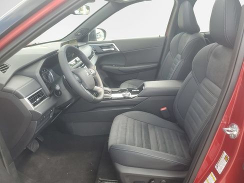 New 2026 Mitsubishi Outlander AWD image 12