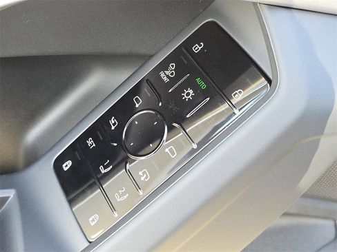 New 2025 Audi Q5 Prestige image 29