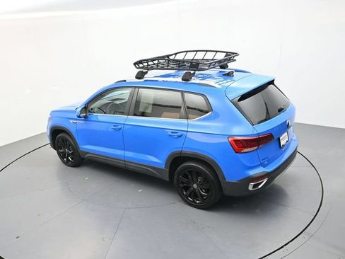 Used 2023 Volkswagen Taos SE w/ Black Wheel Package FWD image 20