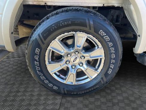 Used 2017 Ford F150 Lariat image 33