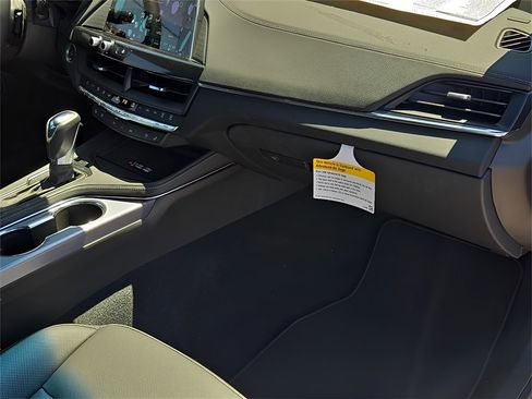 New 2025 Cadillac CT4 Premium Luxury image 14