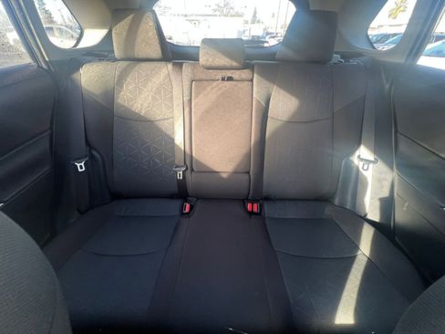 Used 2025 Toyota RAV4 XLE image 40