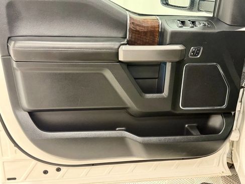 Used 2016 Ford F150 Platinum w/ Max Trailer Tow Package image 35