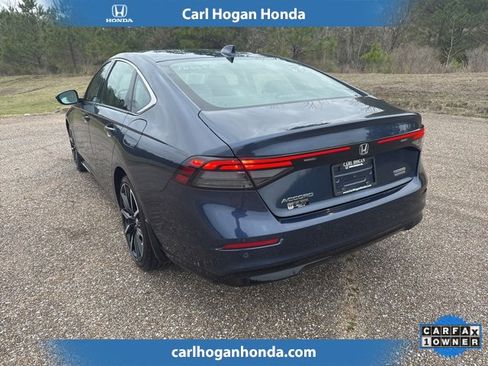 Used 2025 Honda Accord Touring image 4