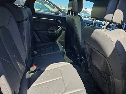 Used 2020 Audi Q3 2.0T Premium Plus image 15