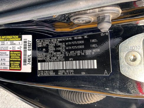 Used 2018 Toyota Sequoia SR5 image 27