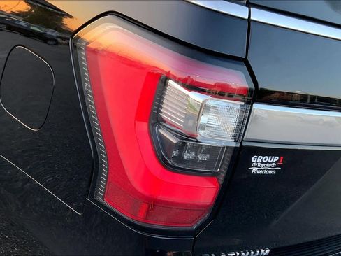 Used 2019 Ford Expedition Platinum AWD/4WD image 27