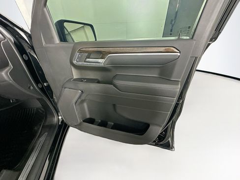 Used 2024 GMC Sierra 1500 Elevation image 31