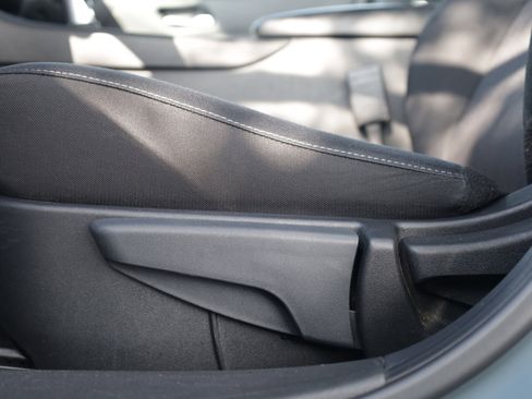 Used 2024 Nissan Sentra SV FWD image 22