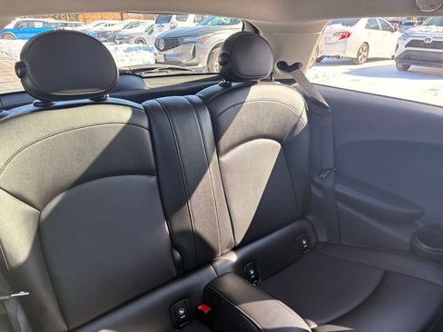 Used 2015 MINI Cooper 2-Door Hardtop image 13