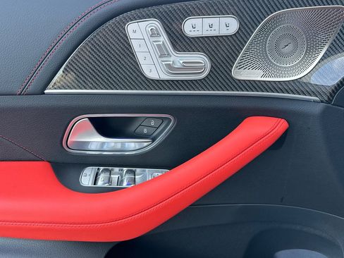 New 2025 Mercedes-Benz GLE 53 AMG 4MATIC image 12