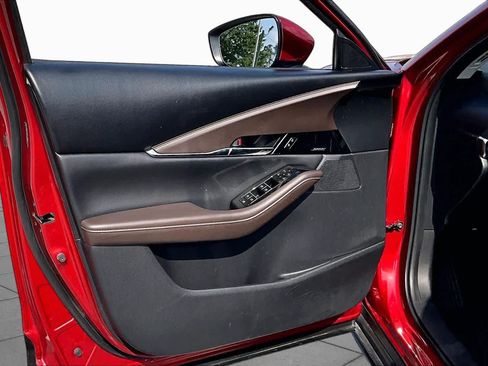 Used 2020 MAZDA CX-30 FWD w/ Premium Package image 22