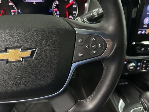 Used 2022 Chevrolet Traverse High Country image 17