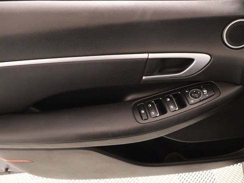 Used 2025 Hyundai Sonata SEL FWD image 15