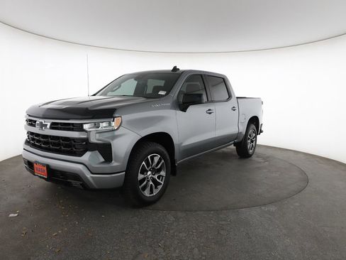 Used 2024 Chevrolet Silverado 1500 RST image 5