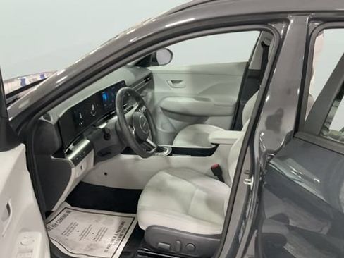 Used 2024 Hyundai Kona SEL AWD/4WD image 14