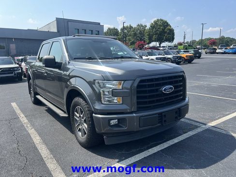 Used 2017 Ford F150 XLT w/ Equipment Group 302A Luxury RWD image 2