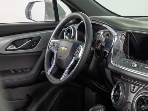 Used 2019 Chevrolet Blazer LT image 28