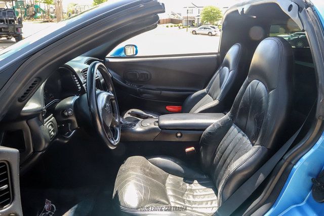 Used 1998 Chevrolet Corvette Coupe w/ Roof Pkg RWD image 57