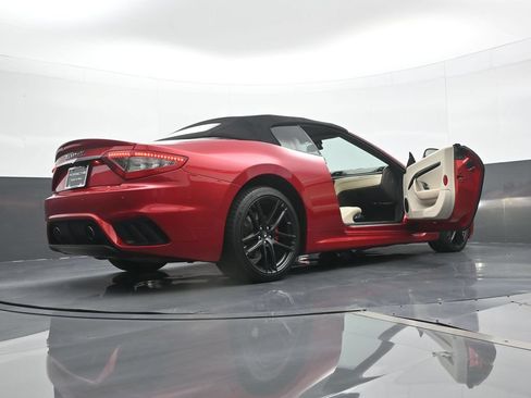 Used 2019 Maserati GranTurismo MC RWD image 22