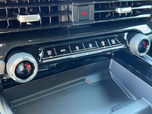 New 2026 Chevrolet Suburban LS w/ LS Custom Edition RWD image 25