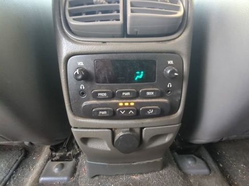 Used 2003 GMC Envoy SLT image 17