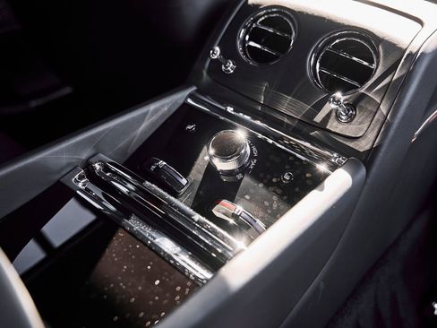 Used 2025 Rolls-Royce Spectre w/ Spectre Launch Package AWD/4WD image 42