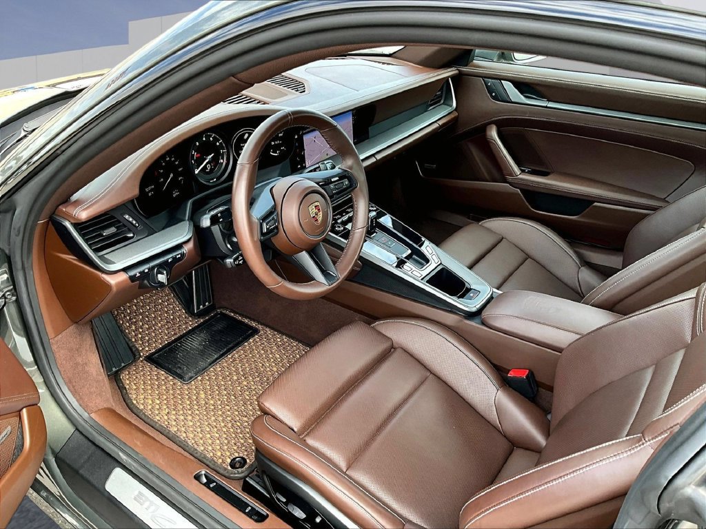 Certified 2024 Porsche 911 Carrera 4S AWD/4WD image 4