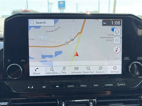 Used 2023 Nissan Pathfinder SL w/ Lighting Package (N92) image 23