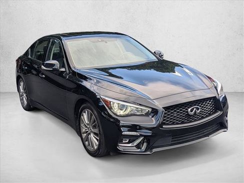 Used 2023 INFINITI Q50 Luxe w/ Cargo Package RWD image 3