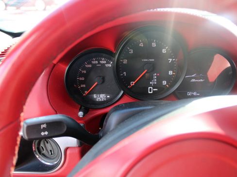 Used 2013 Porsche Boxster image 12