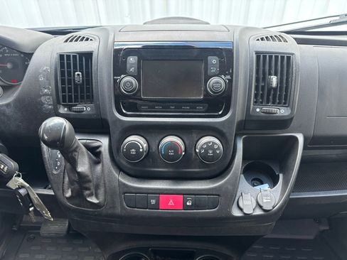 Used 2020 RAM ProMaster 2500 image 19