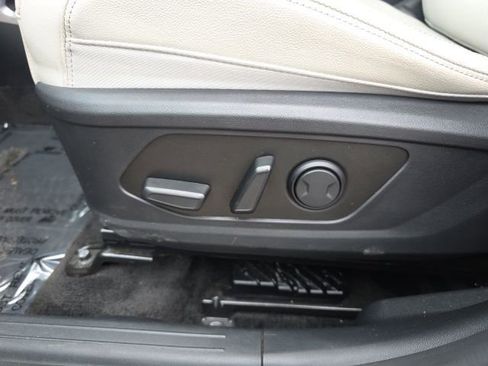 Used 2024 Hyundai Tucson Limited image 27