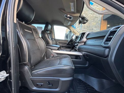 Used 2019 RAM 2500 Laramie image 22