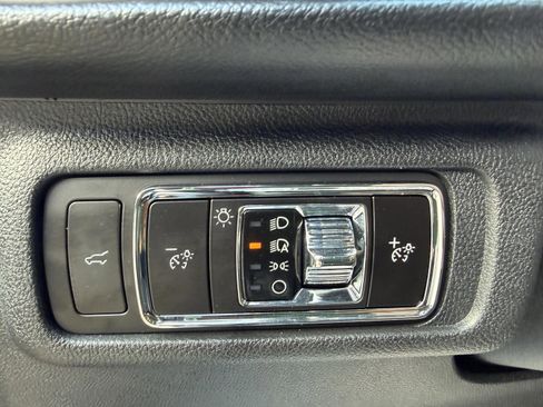 New 2026 Lincoln Corsair Premiere AWD/4WD image 19