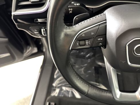 Used 2019 Audi Q7 3.0T Prestige image 21