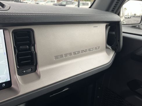 Certified 2025 Ford Bronco Outer Banks image 20