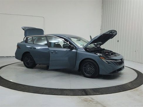 New 2026 Nissan Sentra SV w/ Floor Mat Package image 9