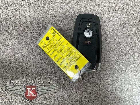 Used 2024 Ford Edge SEL image 25