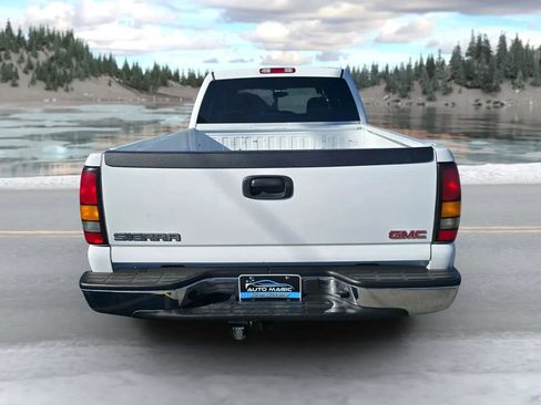 Used 2004 GMC Sierra 2500 SLE w/ Skid Plate Package image 4