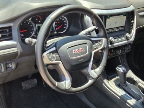 Certified 2019 GMC Acadia SLT AWD/4WD image 18