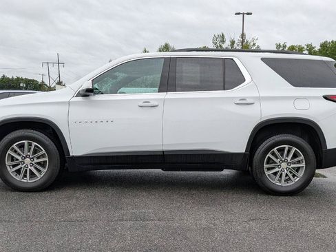Used 2023 Chevrolet Traverse LT w/ LPO, Floor Liner Package AWD/4WD image 5