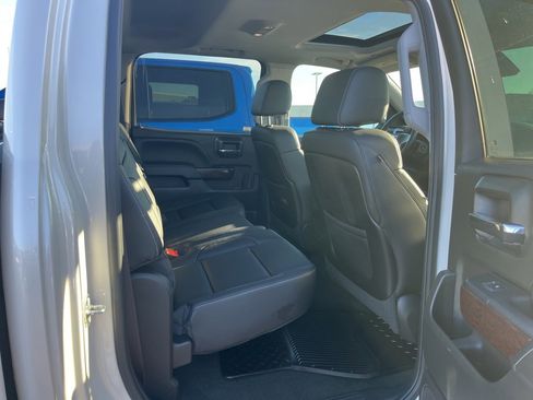 Used 2015 GMC Sierra 1500 SLT w/ SLT Crew Cab Value Package image 6