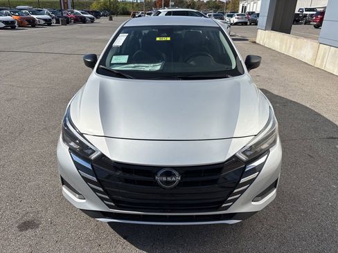 New 2025 Nissan Versa S w/ Trunk Package FWD image 8