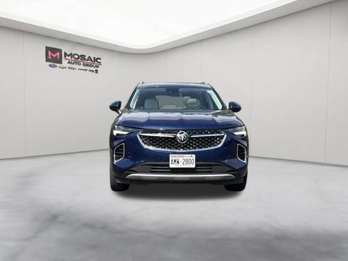 Used 2022 Buick Envision Avenir w/ Technology Package II AWD/4WD image 3