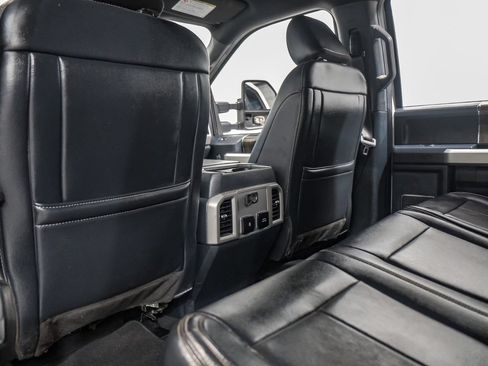 Used 2022 Ford F350 Lariat w/ Lariat Value Package AWD/4WD image 38