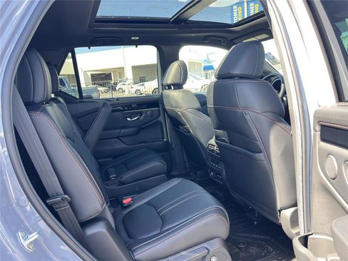 New 2025 Honda Pilot TrailSport image 34